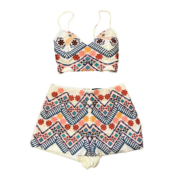 Lulus rhythm is going to get you embroidered shorts and tank in white - Picture 4 of 13